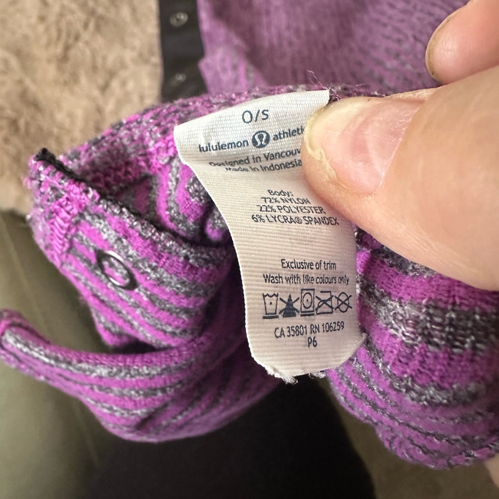 Lululemon Athletica Purple vinyassa scarf - Picture 4 of 5